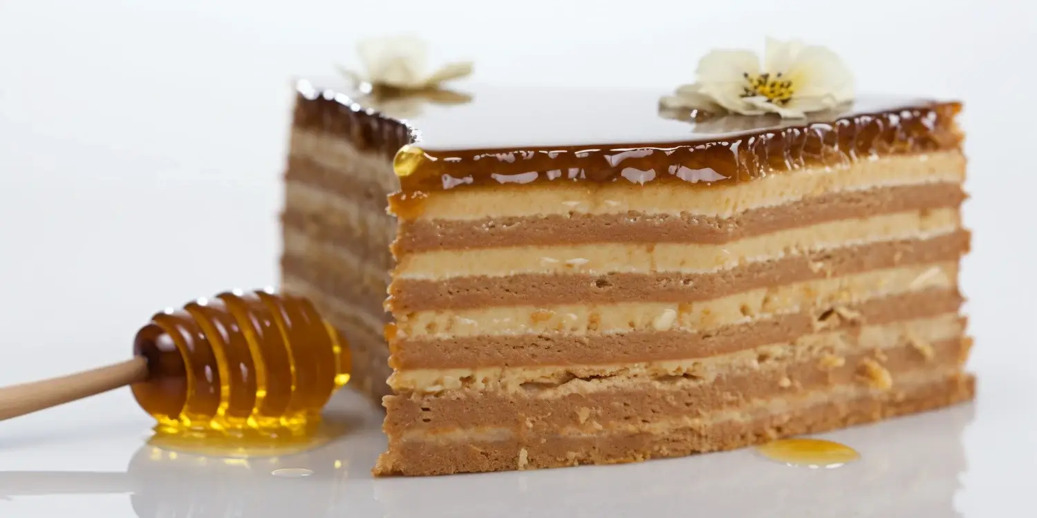 Kiedy jest zbierany miód spadziowy?